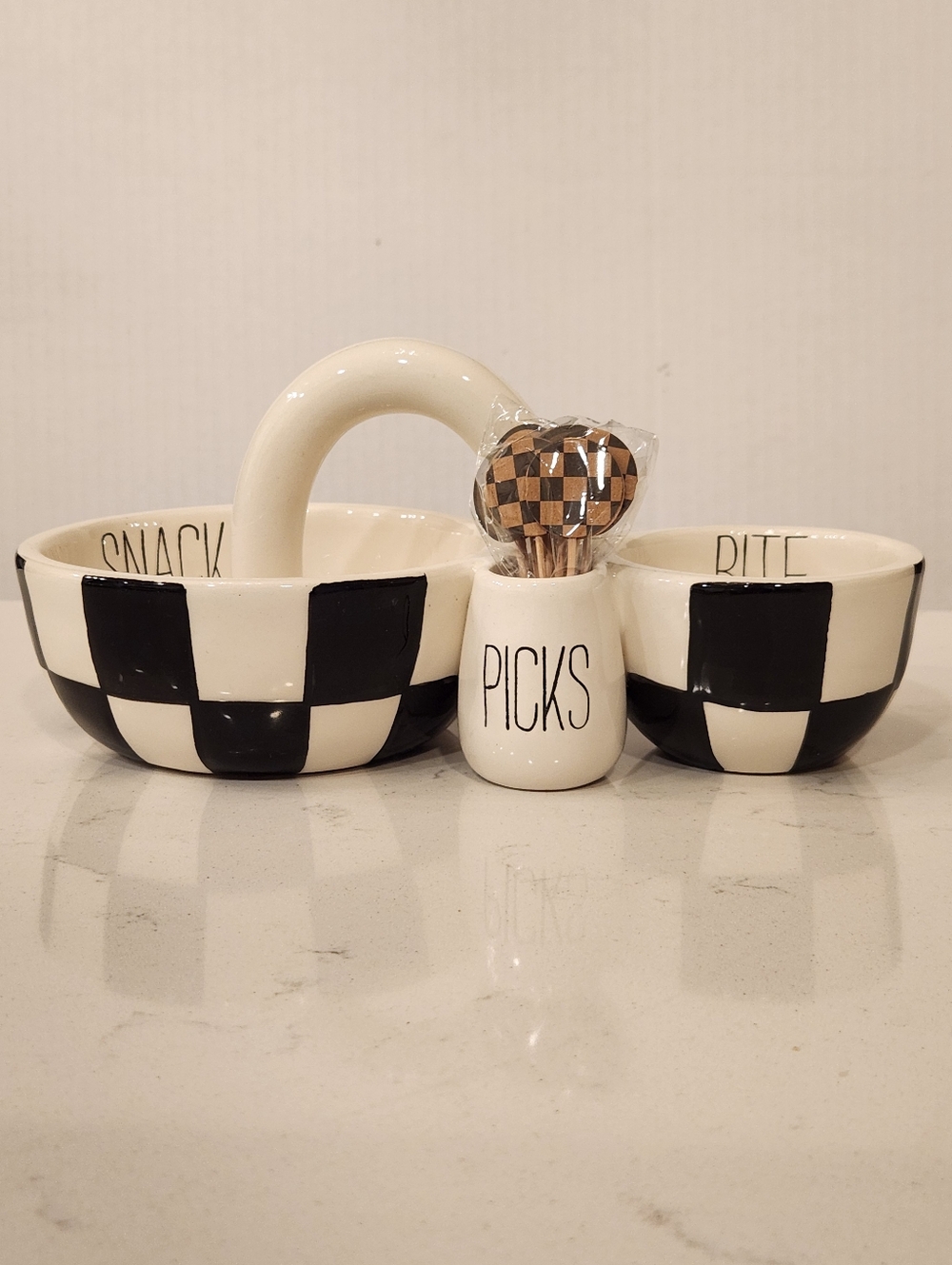 Mudpie Checkered Snack Set - Picture 2 of 9